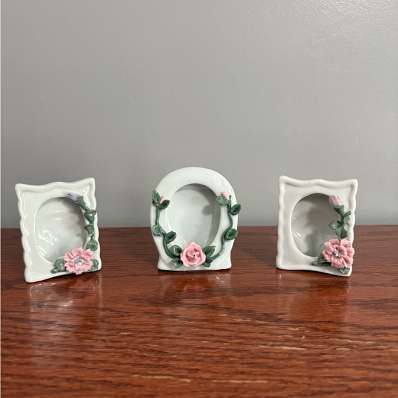 Other - White Ceramic Picture Frames